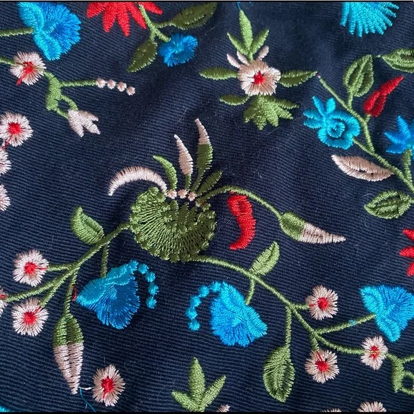 Medium embroidered shorts birds floral zipper - Picture 14 of 14